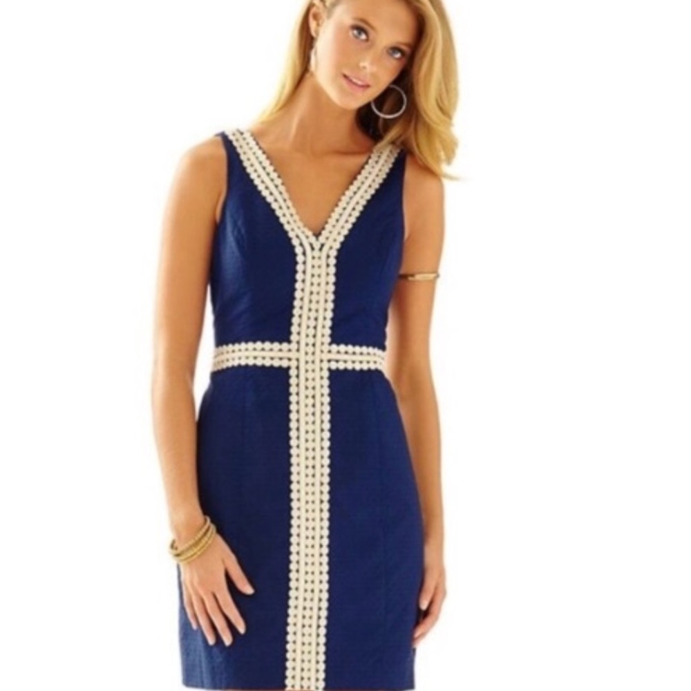 Lilly Pulitzer Bentley Shift Dress in Navy and Gold